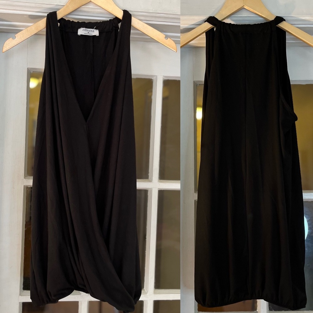 Black Tank Top w V Neckline Sleeveless Draped Front Shirt Size Medium Tops NWOT